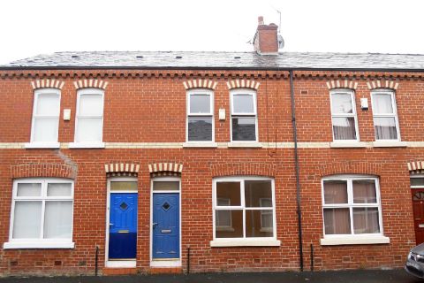 selling a manchester house at auction - 3 Beresford Street, Moss Side, Manchester, Lancashire M14 4SB