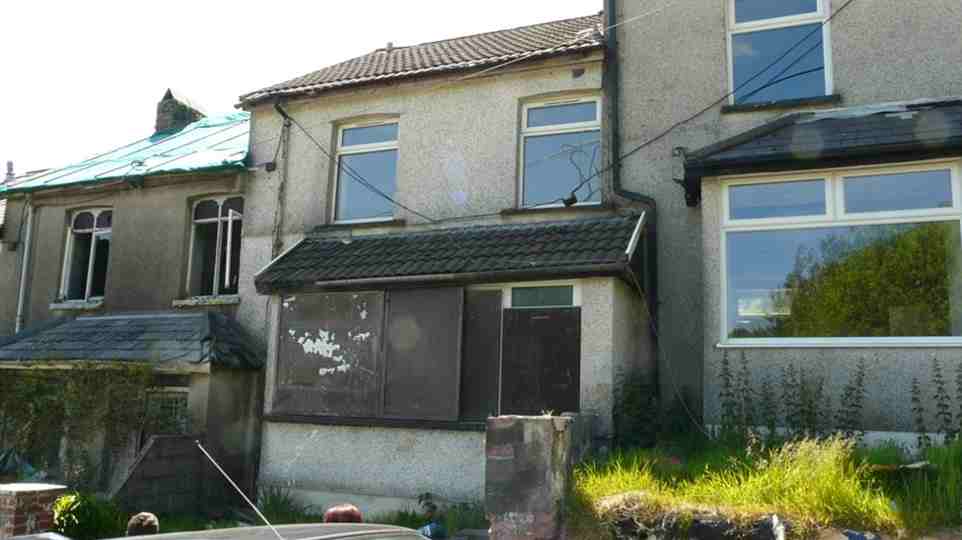 Selling a poor condition property at auction
