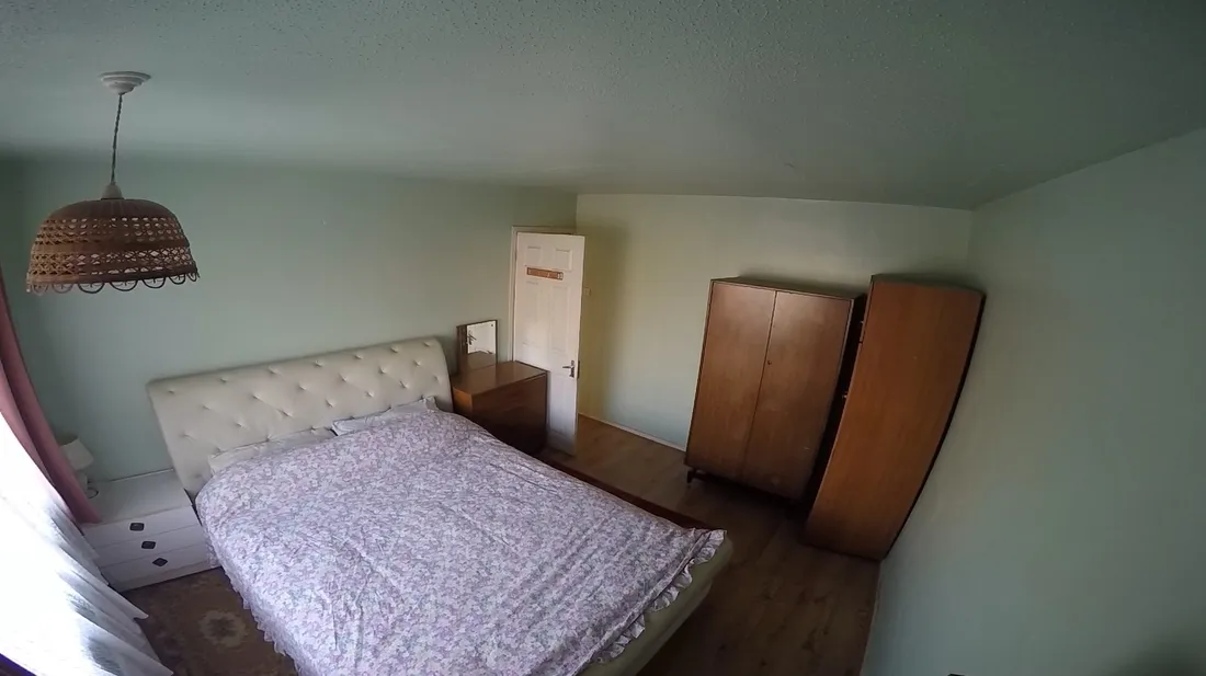 82 Cross Street, Erith DA8 1RB - bedroom