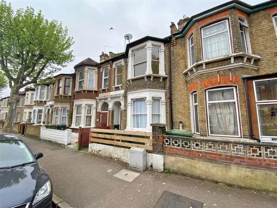 Flat B, 33 Rosebery Avenue, Manor Park, London E12 6PY - floorplan
