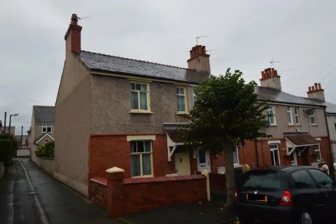 1 Beech Mount, Colwyn Bay, Clwyd LL29 7UE - life tenancy property sold at auction
