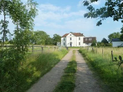Wild Farm, Harper Lane, Shenley, Radlett, Hertfordshire WD7 9HJ - a late-Georgian farmhouse, unsold at auction